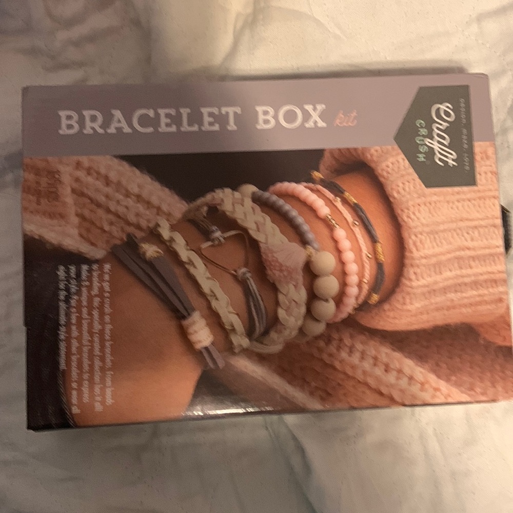 Bracelet box making